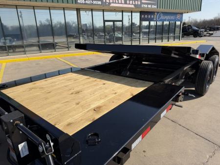 New #385737 2026 LOAD TRAIL TH 22 X 102 TANDEM AXLE 20K I-BEAM FRAME TILT DECK TRAILER