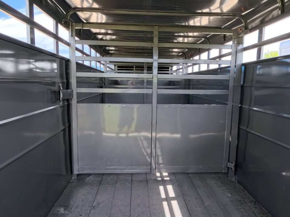 New 2027 S&S Manufacturing 6'8" x 6'6" x 24' Gooseneck Livestock with 7K Spring Axles, 14K GVWR, Extra Center Gate, Rubber Bumper and Spare Tire