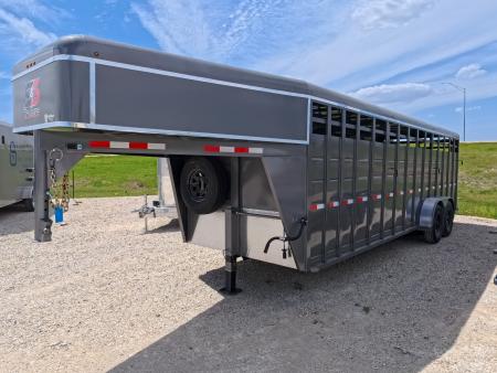 New 2027 S&S Manufacturing 6'8  x 6'6  x 24' Gooseneck Livestock with 7K Spring Axles, 14K GVWR, Extra Center Gate, Rubber Bumper and Spare Tire