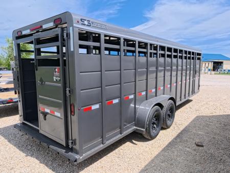 New 2027 S&S Manufacturing 6'8" x 6'6" x 24' Gooseneck Livestock with 7K Spring Axles, 14K GVWR, Extra Center Gate, Rubber Bumper and Spare Tire