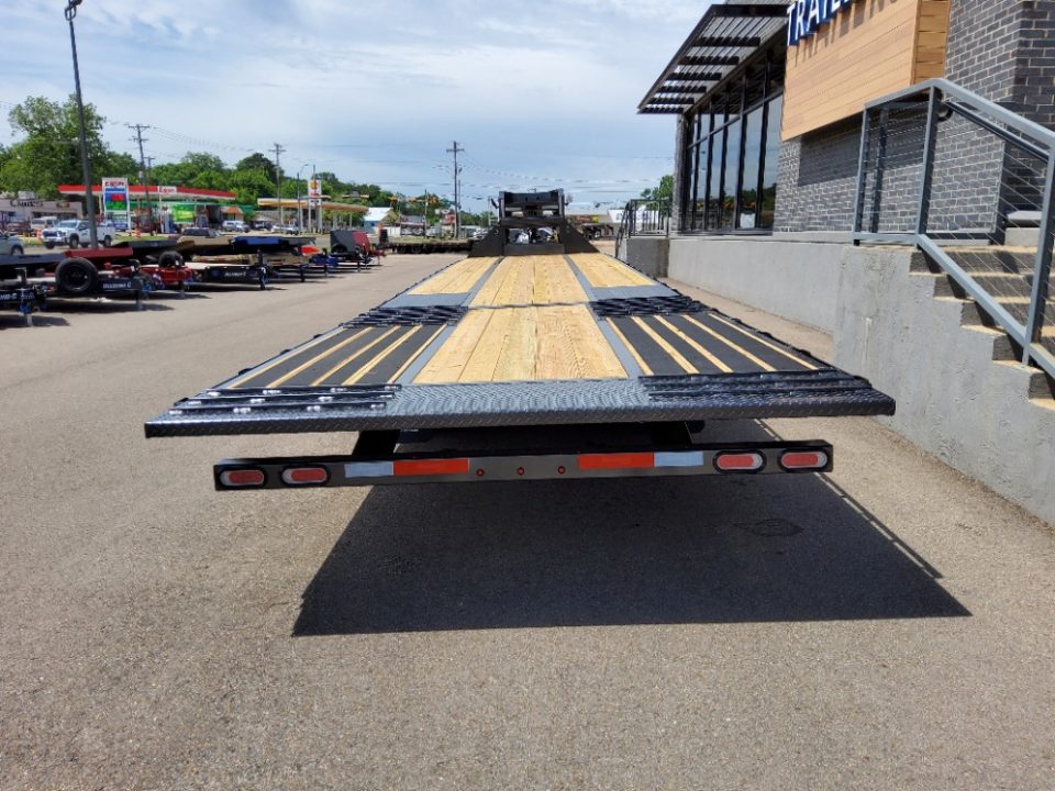 New 2026 Diamond C Trailers FMAX212HDT Flatbed Trailer