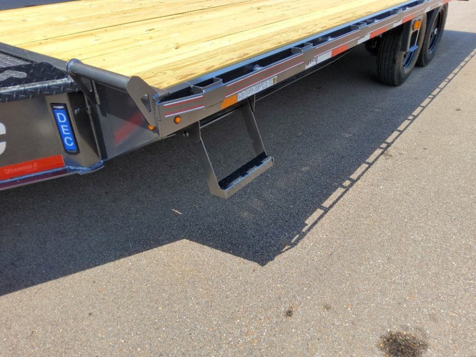 New 2026 Diamond C Trailers DEC207 Equipment Trailer