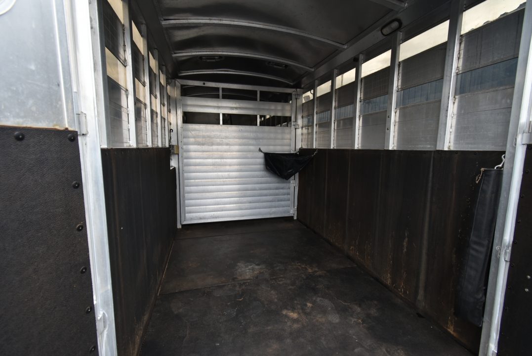 Used 2006 Integrity Stock/ straight load Stock / Stock Combo Trailer