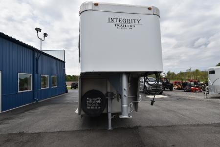 Used 2006 Integrity Stock/ straight load Stock / Stock Combo Trailer