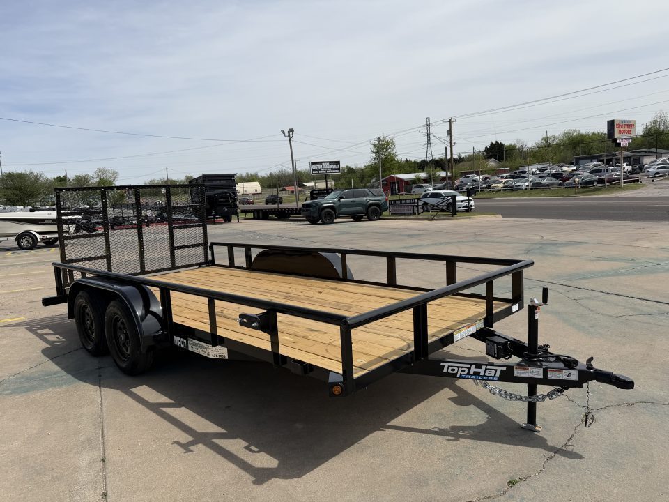 New #263979 2026 TOP HAT MP 16 X 83 TANDEM AXLE PIPE TOP UTILITY W/ 48" RAMP GATE