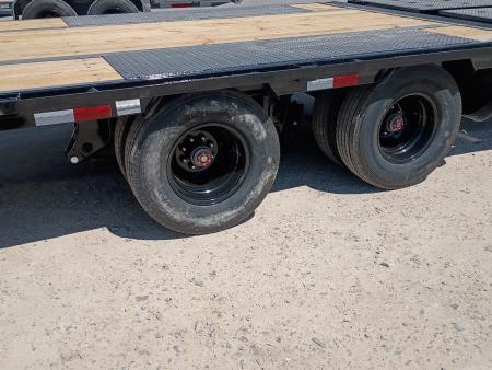 New 2026 PJ Trailers LD302