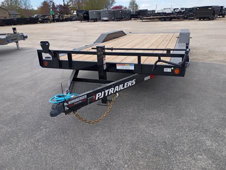 New 2026 PJ Trailers B6202
