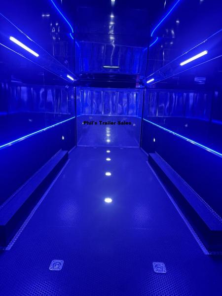New Haulmark NEW 8.5X28 EDGE PRO ENCLOSED CAR RACE TRAILER HAULER ELECTRIC AWNING Car / Racing Trailer