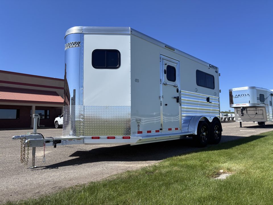 New 2026 Cimarron Trailers 2H Straight Load BP Horse Trailer
