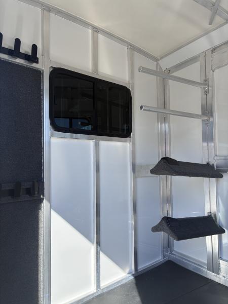 New 2026 Cimarron Trailers 2H Straight Load BP Horse Trailer