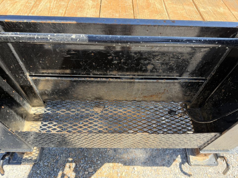 Used 2021 CornPro 102"X25' 24K Gooseneck Flatbed Trailer