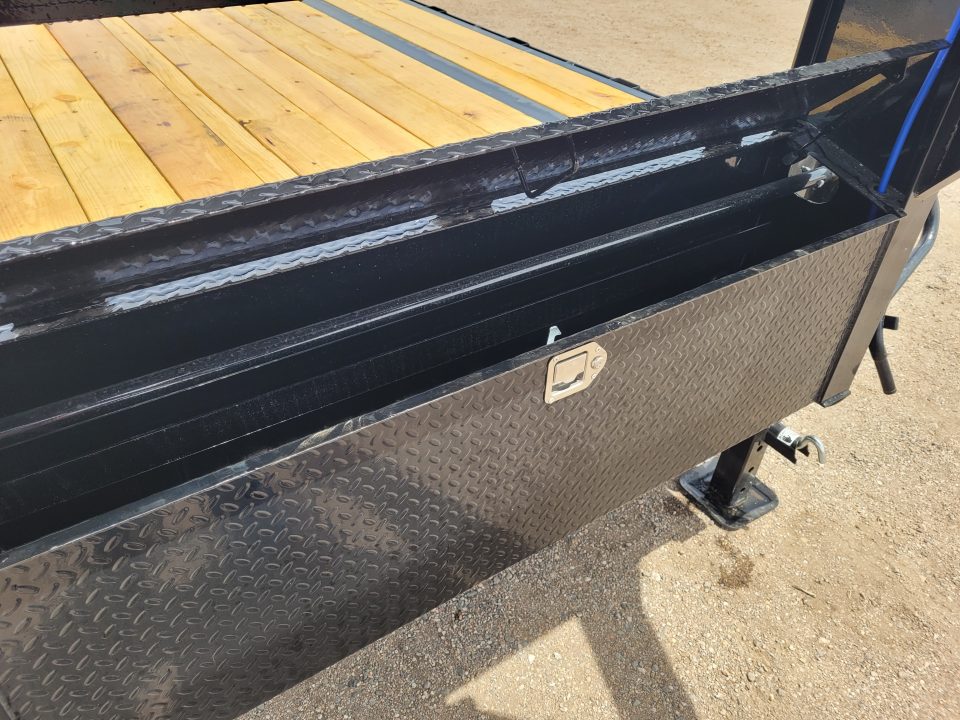 New 2026 Load Trail 102"x36' Gooseneck Triple Axle Deckover Trailer