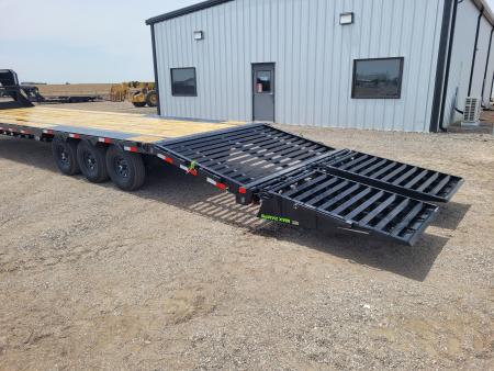 New 2026 Load Trail 102"x36' Gooseneck Triple Axle Deckover Trailer