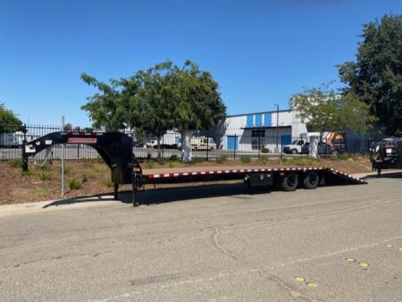 New 2025 Midsota 102 x 36 FBHB36 25.9K Gooseneck 10FT Hydraulic Tail Flatbed Trailer