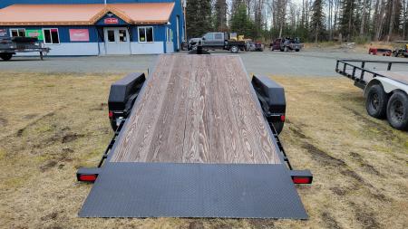 Used 2018 PJ Trailers T5 Tilt Trailer