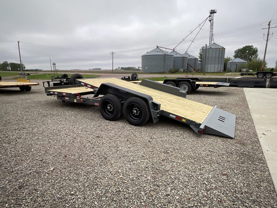 New 2027 Behnke TBCT2216ET Equipment Trailer