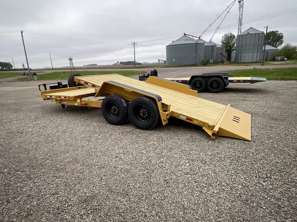 New 2027 Behnke TBTC2220ET-10K Equipment Trailer