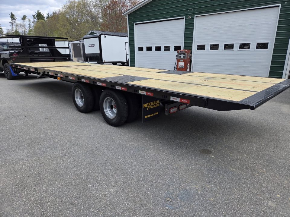 New 2026 Nexhaul 102X30 GOOSENECK TILT EQUIPMNET TRAILER 22,500LB GVWR Equipment Trailer