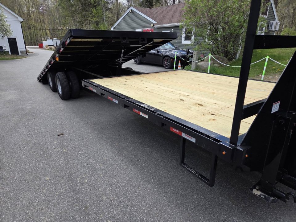 New 2026 Nexhaul 102X30 GOOSENECK TILT EQUIPMNET TRAILER 22,500LB GVWR Equipment Trailer