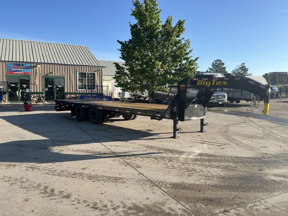 New 2027 Big Tex 22GN-25D5A Flatbed Trailer