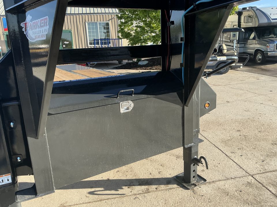 New 2027 Big Tex 22GN-25D5A Flatbed Trailer