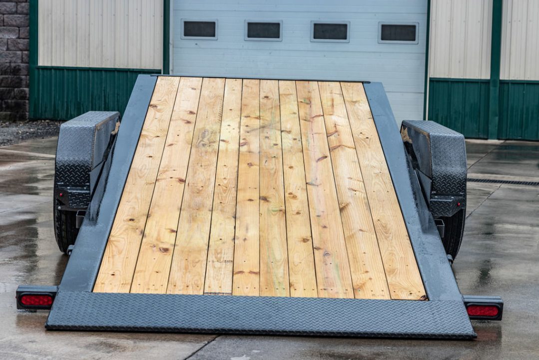 New Diamond C 22' Hydraulic Dampening Tilt (HDT 207)