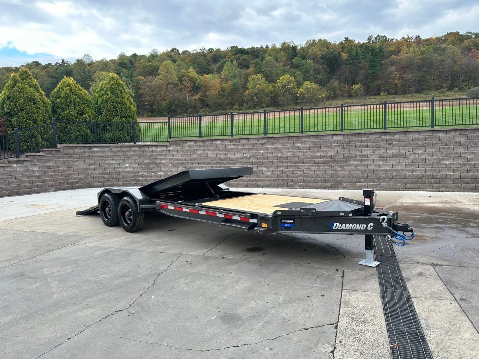 New Diamond C 22' Hydraulic Dampening Tilt (HDT 210)