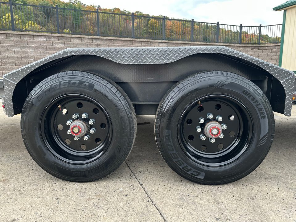 New Diamond C 22' Hydraulic Dampening Tilt (HDT 210)