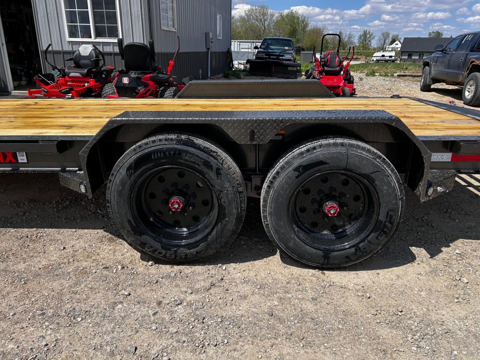 New 2027 MAXXD EHX 83"X24' 8K AXLES 16K GVWR I-BEAM FRAME MAXXD OUT RAMPS Equipment Trailer