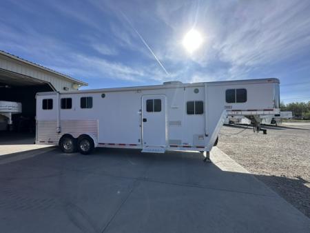 Consignment 2007 Featherlite 3 Horse Living Quarter