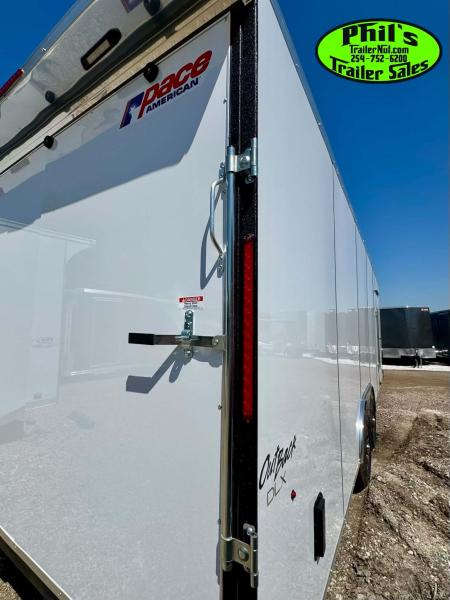 New 2026 Pace American 8.5X24 Cargo / Enclosed Trailer SCREWLESS .080 EXTERIOR UPGRADE. REAR WING & ALUMINUM WHEELS!
