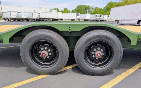 New HXD-210-24' Power Tilt 102" Wide: 23K (GVWR), Hyd Jack, Drive Over Fenders, Equipment Trailer