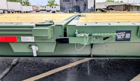 New HXD-210-24' Power Tilt 102" Wide: 23K (GVWR), Hyd Jack, Drive Over Fenders, Equipment Trailer