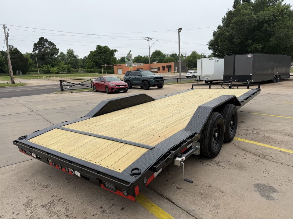 New #386371 2026 LOAD TRAIL CH 22 X 102 TANDEM AXLE 14K EQUIPMENT HAULER W/ SLIDE IN RAMPS