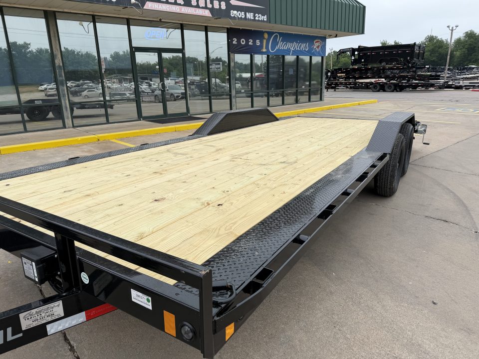New #386371 2026 LOAD TRAIL CH 22 X 102 TANDEM AXLE 14K EQUIPMENT HAULER W/ SLIDE IN RAMPS