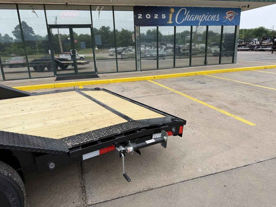 New #386371 2026 LOAD TRAIL CH 22 X 102 TANDEM AXLE 14K EQUIPMENT HAULER W/ SLIDE IN RAMPS
