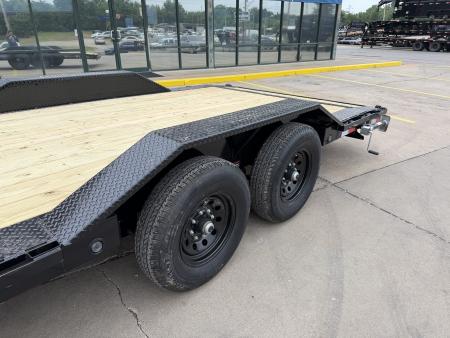 New #386371 2026 LOAD TRAIL CH 22 X 102 TANDEM AXLE 14K EQUIPMENT HAULER W/ SLIDE IN RAMPS