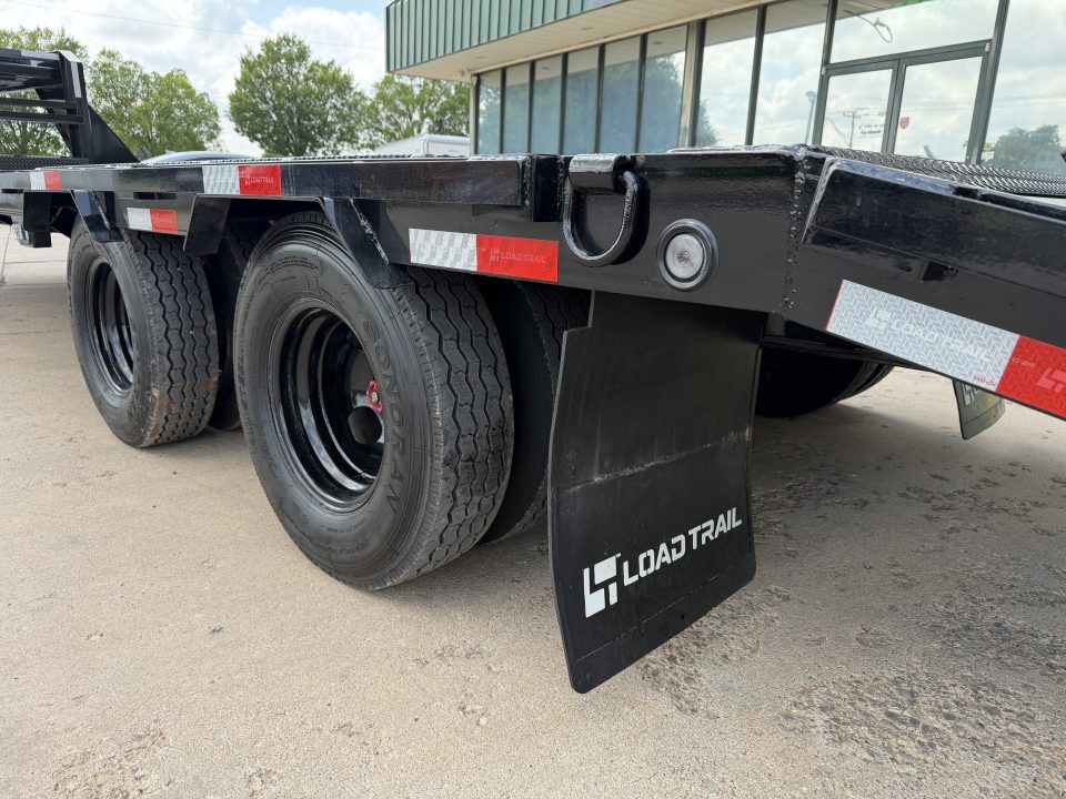 New #386148 2026 LOAD TRAIL GP 32 X 102 DUAL TANDEM LOW-PRO 20K GOOSENECK W/ MAX RAMPS