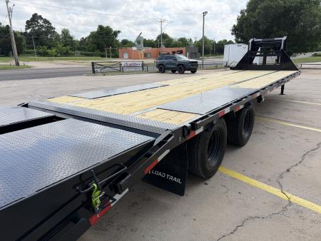 New #386148 2026 LOAD TRAIL GP 32 X 102 DUAL TANDEM LOW-PRO 20K GOOSENECK W/ MAX RAMPS