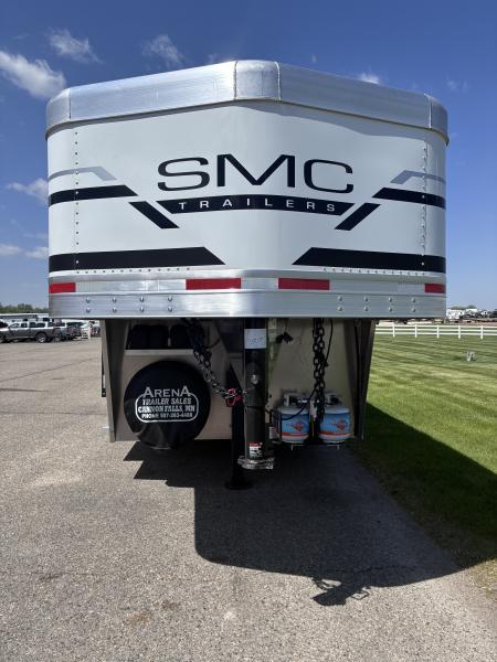 New 2026 SMC 2H 9'LQ Horse Trailer
