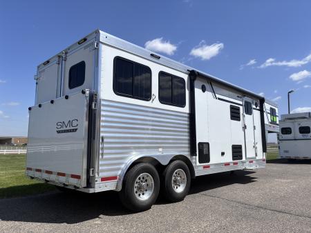 New 2026 SMC 2H 9'LQ Horse Trailer