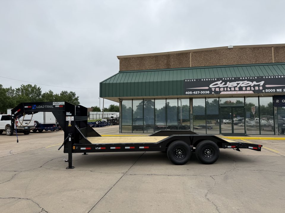 New #385826 2026 LOAD TRAIL GC 20 X 102 TANDEM AXLE 14K GOOSENECK EQUIPMENT HAULER W/ SLIDE IN RAMPS