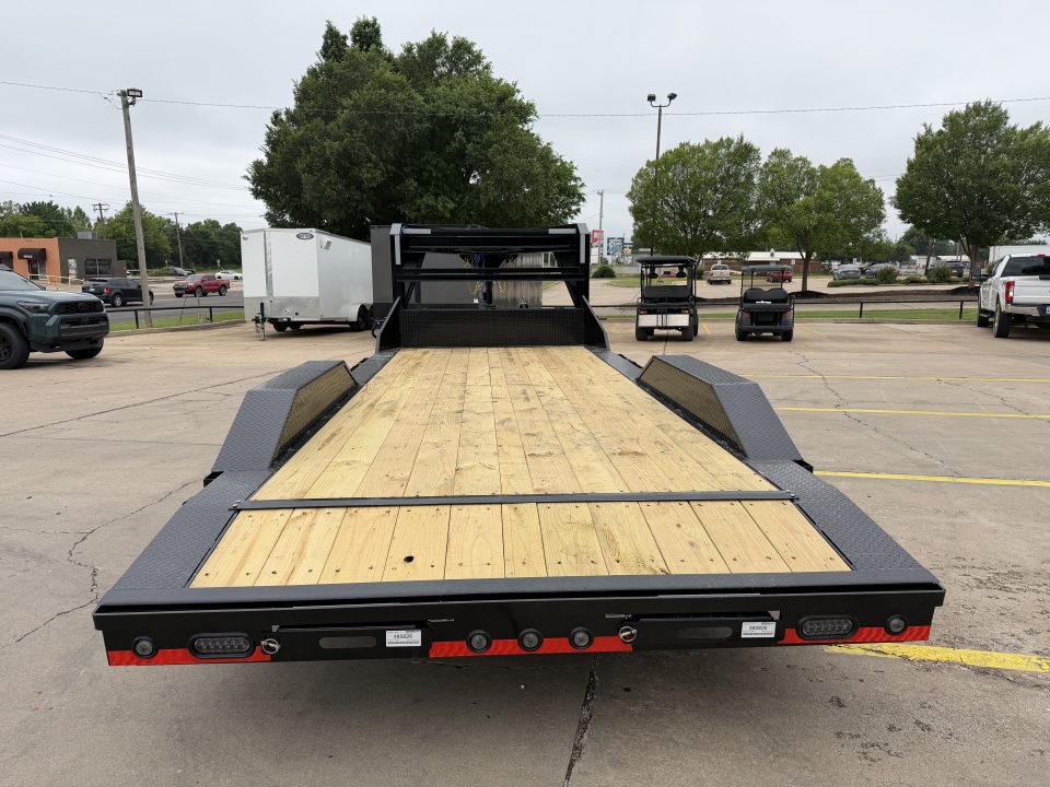 New #385826 2026 LOAD TRAIL GC 20 X 102 TANDEM AXLE 14K GOOSENECK EQUIPMENT HAULER W/ SLIDE IN RAMPS