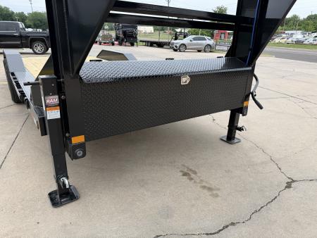 New #385826 2026 LOAD TRAIL GC 20 X 102 TANDEM AXLE 14K GOOSENECK EQUIPMENT HAULER W/ SLIDE IN RAMPS