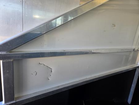 Used 2004 Kiefer Genesis X-4 Horse Trailer