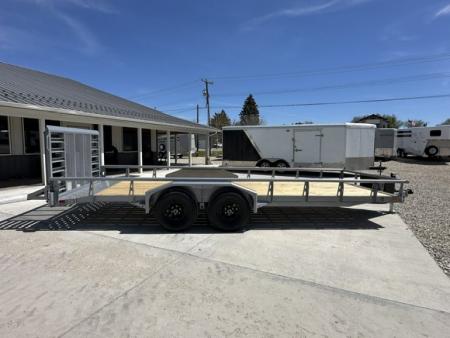 New 2026 Diamond C 20' TUT Utility