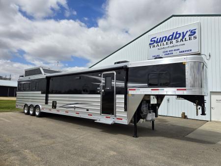 New 2026 Merhow Summit Super Slide 4 Horse Trailer