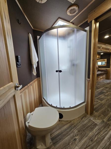 New 2026 Merhow Summit Super Slide 4 Horse Trailer