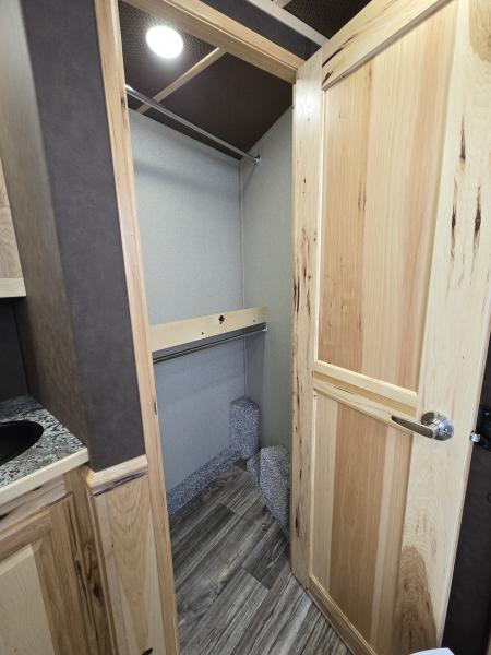 New 2026 Merhow Summit Super Slide 4 Horse Trailer