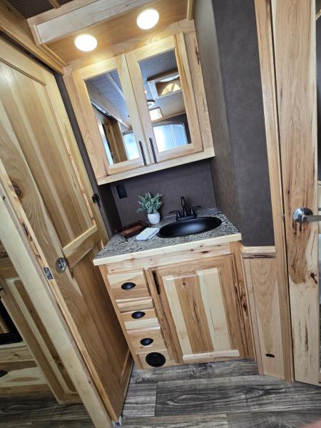 New 2026 Merhow Summit Super Slide 4 Horse Trailer